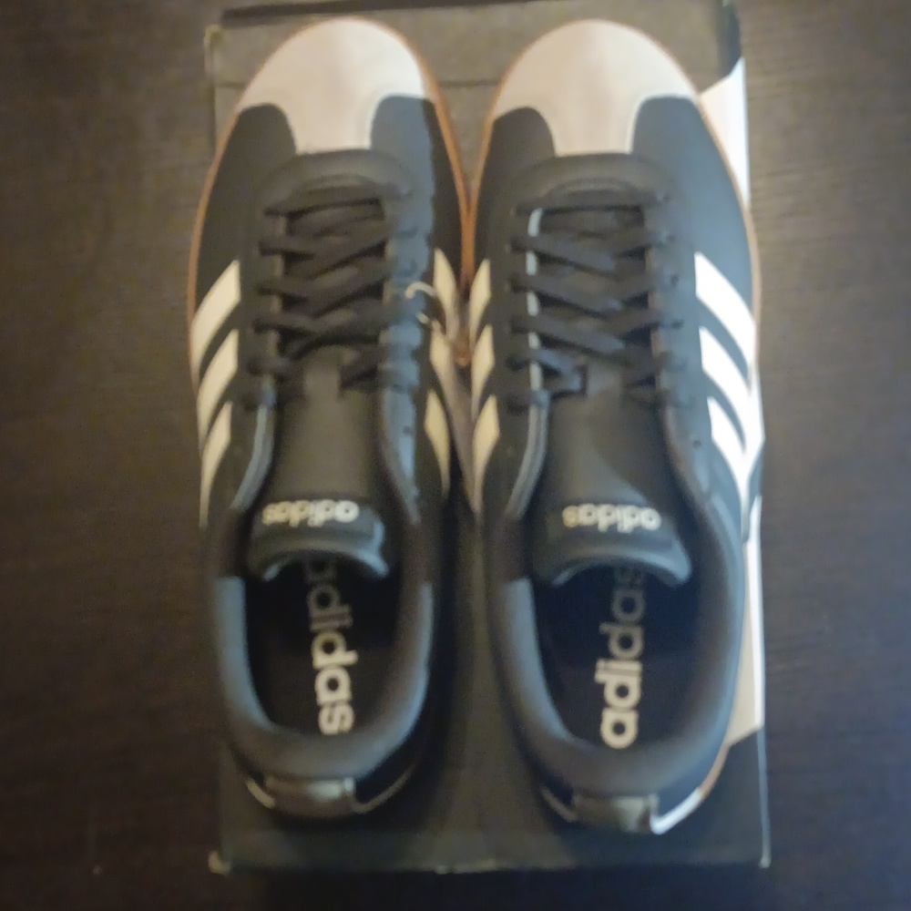 adidas VL Court Base "Black/Grey/Gum" M8.5/W9.5 NWT & Box - Picture 6 of 10